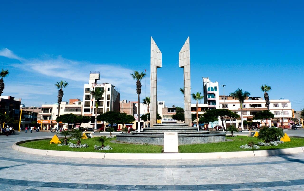 plaza-2869025_1280-e1621547374202